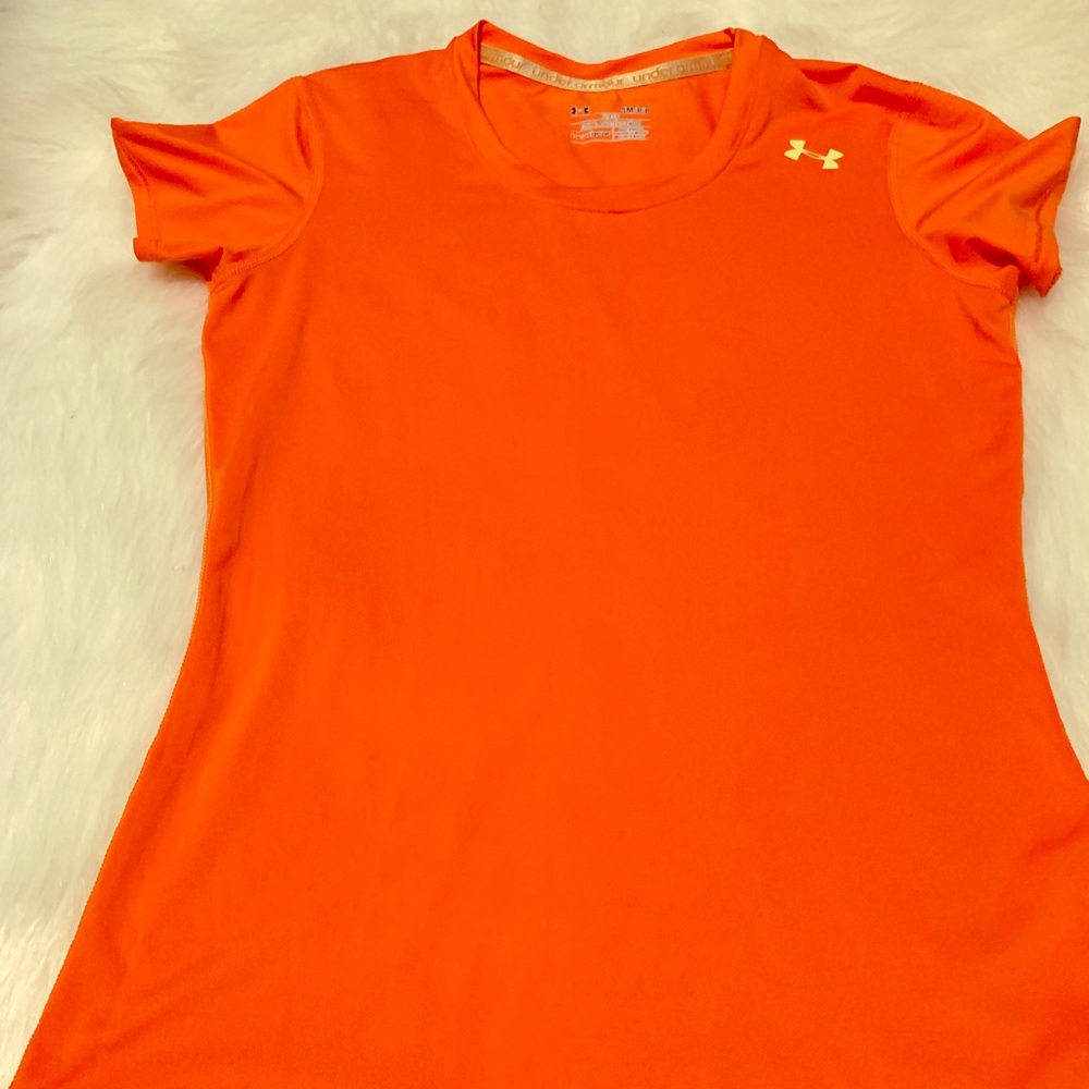A Under armour workout top!